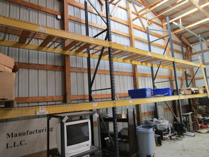 lot 5 image: Pallet Rack Unit