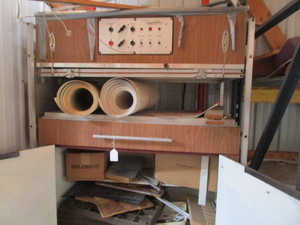 lot 33 image: Dyn-A-Vac Auto Deluxe Model 2448