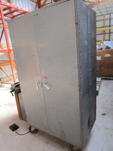 lot 42 image: Back To Back Double Door Cabinets