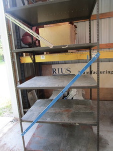 lot 48 image: Metal Shelf