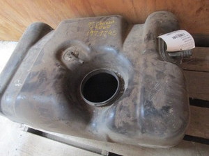 lot 91 image: Tank For Jeep Cherokee