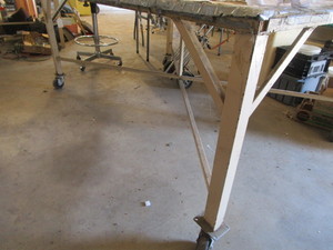 lot 103 image: Work Table On Rollers