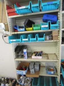 lot 144 image: Shelf Unit & Contents