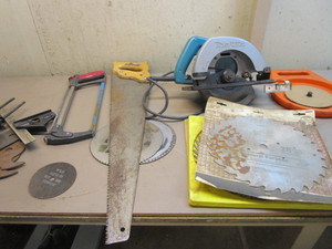 lot 146 image: Makita Circ Saw, Various Blades