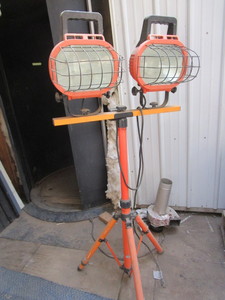 lot 61 image: Halogen Lights On Work Stand