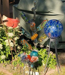 lot 67 image: Metal, Glass and Blown Glass Garden Ornaments, Bottle Tree