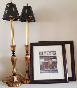 lot 118 image: Two Candlestick Lamps and Artwork