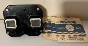 lot 135 image: Vintage Viewmaster and Slides Kodachrome