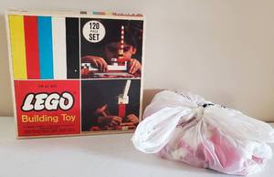 lot 175 image: Vintage Lego 120 Piece Set No. 120 and Extra Legos