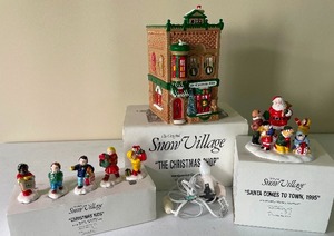 lot 232 image: The Christmas Shop Dept. 56 The Original Snow Village with Santa comes to Town 1995 and Christmas Kids