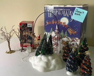 lot 240 image: Dept. 56 Up Up and Away Non Working Village Accessory