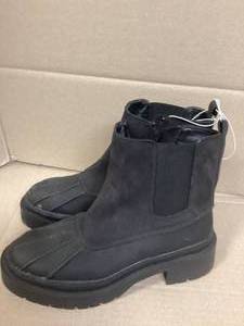 lot 3 image: Black Ella Womens Ankle Zip-up Boots Size 9 12