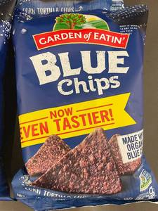 lot 11 image: Garden of Eatin Blue Corn Tortilla Chips (4 Bags)