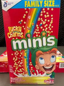 lot 19 image: Lucky Charms Minis Family Size (3 Pack)