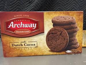 lot 33 image: HI 2 - Lot of 4 Archway Homestyle Soft Dutch Cocoa Cookies 8.75 oz