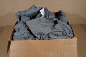lot 4 image: King Comforter -Gray