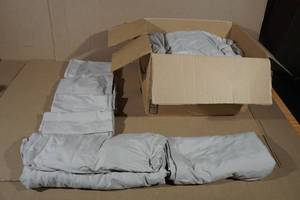 lot 7 image: California King Bed Set -Beige
