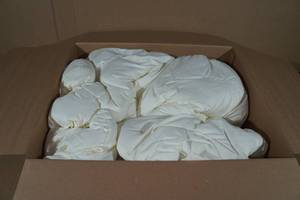 lot 15 image: Queen Comforter -Beige