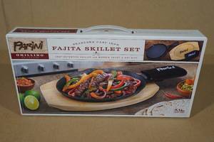 lot 45 image: Parini Fajita Skillet Set