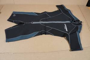 lot 99 image: Cressi Lido 2mm Mens Wetsuit -M3