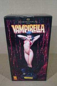 lot 109 image: Vampirella Solid Cast Porcelain Statue