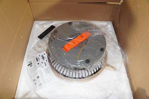 lot 149 image: Ceiling Fan with Remote