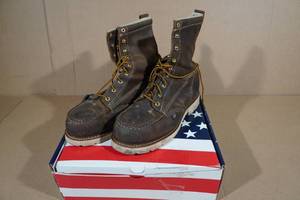 lot 179 image: Thorogood Mens 8 Work Boots  -Size 13