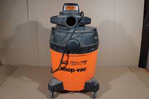 lot 188 image: Shop Vac 10 Gallon BlowerWetDry Vacuum