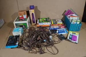 lot 214 image: Assorted Office Supplies