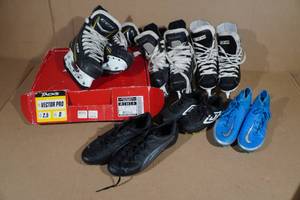 lot 216 image: 3 Pairs of Youth Ice Hockey Skates and Soccer Cleats