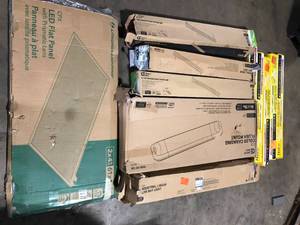 lot 37 image: Lot of Assorted Lighting Various Models and Conditions   Customer Returns See Pictures