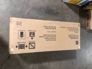 lot 42 image: Husky 28 inch Wall Cabinet (32 in. W X 15.3 in. L X 14 in. H)    Customer Returns See Pictures