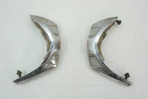 Chrysler tail light assemblies