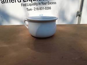 J. & G. Meakin Ironstone China Chamber Pot