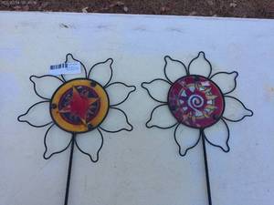Set of 2 Decorative Sunflower Garden Stakes - Colorful Metal Design