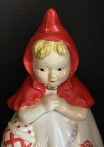 lot 54 image: Vintage Cookie Jar Classics Little Red Riding Hood Cookie Jar by Jonal