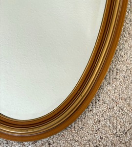lot 127 image: Marvelous Vintage Oval Wall Mirror