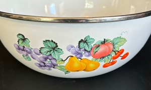 lot 179 image: Enticing Enamel Bowl by GMI