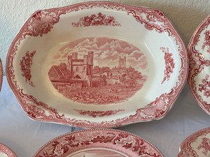 lot 215 image: Vintage Assorted Johnson Brothers Red and White Dishes