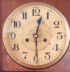 lot 240 image: Vintage Wooden Wall Clock