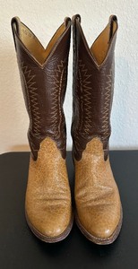 lot 284 image: Bona Allen Boots