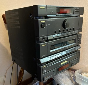 lot 320 image: Fisher TAD-992 High Fidelity Stereo Compact System