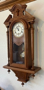 lot 338 image: Antique Wooden Decorative Wall Clock