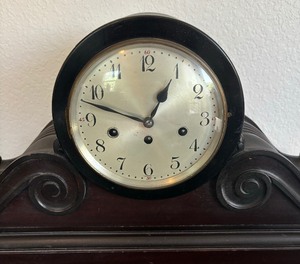 lot 349 image: Antique Junghans Wrttemberg of Germany Mantle Clock