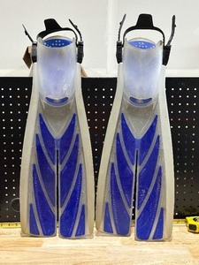 lot 36 image: Scuba Fins