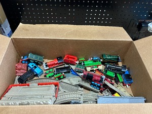 lot 48 image: Thomas & Friends Train and Tracks