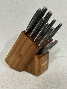 Sabatier Knife and Block Set
