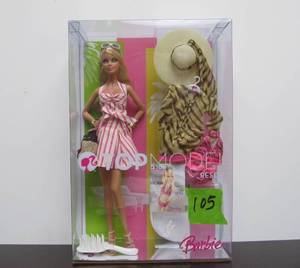 Mint in Box TOP MODEL RESORT Barbie
