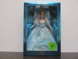 Mint in Box Barbie Collectibles Collector Edition 2001 BARBIE