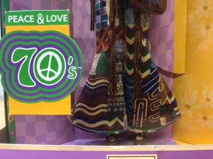 Mint in Box Barbie Collectibles Collector Edition PEACE &amp LOVE 70s Barbie